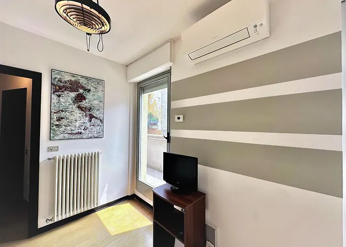 Casa Di Ricky דירה קומו